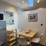 Apartment Maritim With Bicycle Garage Sibenik