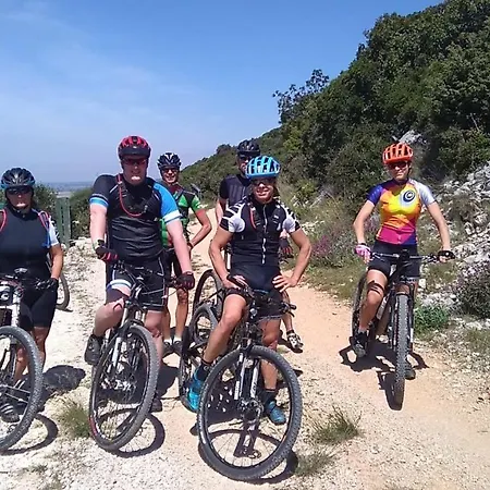 Apartment Maritim With Bicycle Garage Sibenik