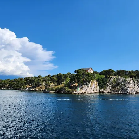 Maritim With Bicycle Garage