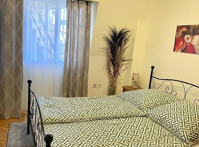 Maritim With Bicycle Garage *