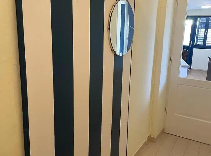 Apartment Maritim With Bicycle Garage