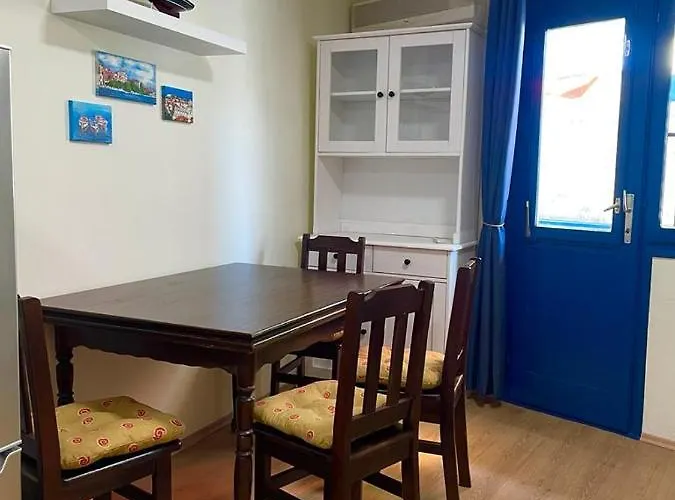 Apartment Maritim With Bicycle Garage Sibenik