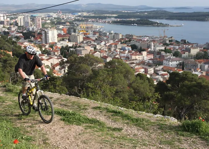 Maritim With Bicycle Garage Apartment *