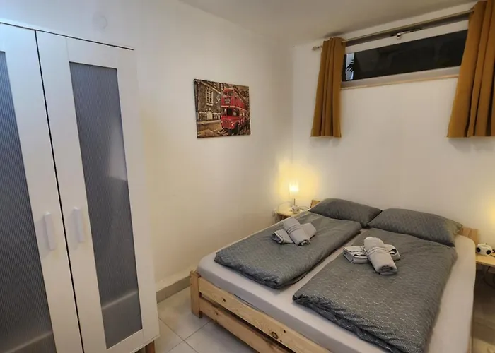 Maritim With Bicycle Garage *