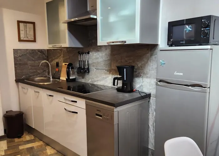 Maritim With Bicycle Garage Sibenik