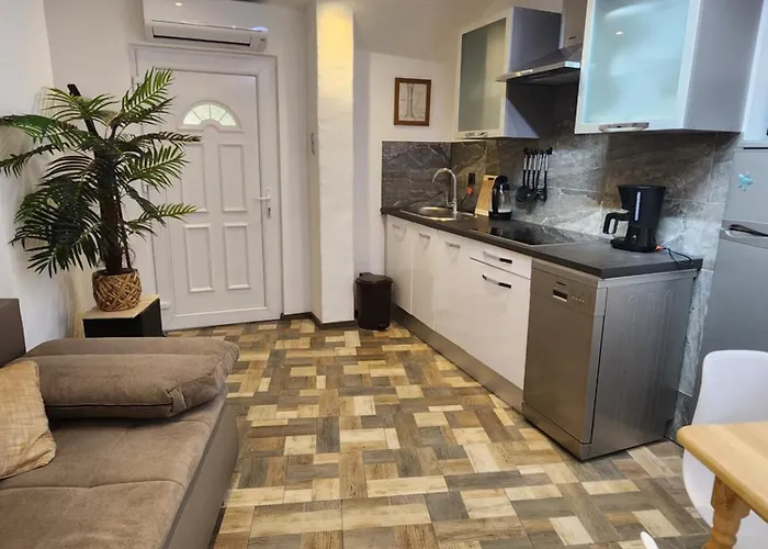 Maritim With Bicycle Garage Sibenik